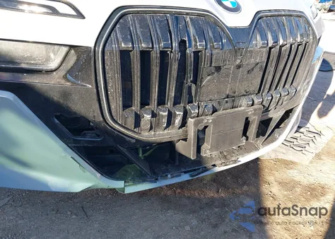 2025 BMW 740I z USA, uszkodzony, nr VIN WBA23EH06SCT60941